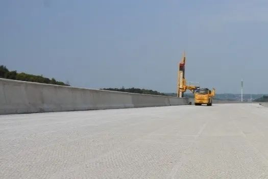 5eb4b222886d5.jpg 111.jpg